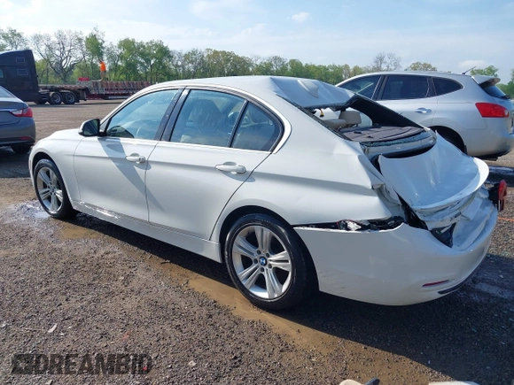 2018 BMW 3 Series 330i xDrive with VIN WBA8D9G55JNU69356, listed as a IAAI auction lot 42214499 with 81,267 mi miles and . Bid and sale history available at DreamBid. Image 3.