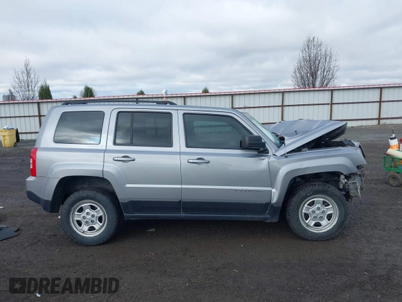 2016 Jeep Patriot Sport with VIN 1C4NJRBB6GD556435, listed as a IAAI auction lot 41949935 with 145,352 mi miles and . Bid and sale history available at carsss.com. Image 14.