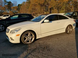 2011 Mercedes-Benz E-Class E 550 with VIN WDDKJ7CB1BF084587, listed as a Copart auction lot 84368594 with 77,444 mi miles and Salvage Title. Bid and sale history available at carsss.com. Image 1.