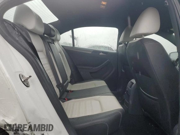 2016 Volkswagen Jetta Sport с VIN 3VWD17AJ0GM376913, выставлен на аукционе Copart как лот 62678685 с пробегом 73 532 миль миль и Списание • Salvage title. История ставок и продаж доступна на DreamBid. Изображение 10.