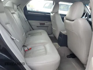 2006 Chrysler 300 C z VIN 2C3LK63H36H345091, wystawiony jako Copart lot #72001754 z przebiegiem 192 896 mil mil oraz Czysty tytuł • Clean title. Historia ofert i sprzedaży dostępna na DreamBid. Obrazek 10.