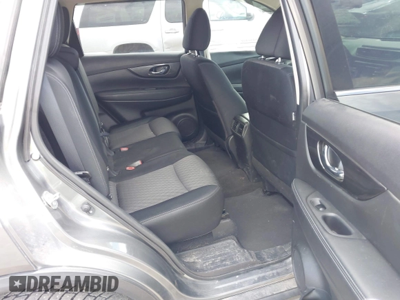 2017 Nissan Rogue SL z VIN JN8AT2MV7HW025973, wystawiony jako IAAI lot #42000657 z przebiegiem 131 762 mil mil oraz . Historia ofert i sprzedaży dostępna na DreamBid. Obrazek 8.