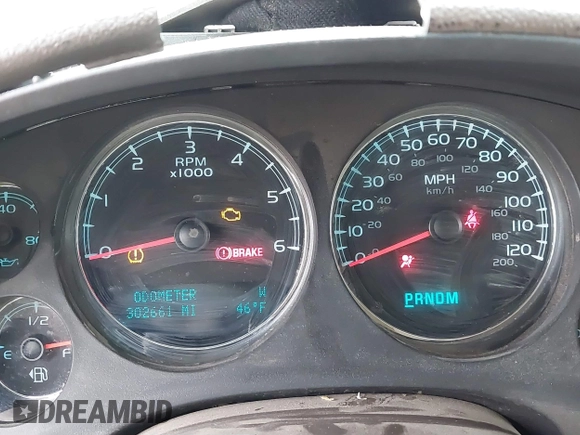 2011 GMC Yukon XL SLT with VIN 1GKS1KE01BR160725, listed as a IAAI auction lot 41587693 with 302,661 mi miles and . Bid and sale history available at carsss.com. Image 7.