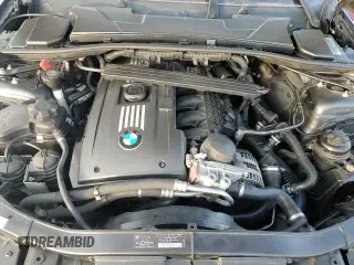 2010 BMW 3 Series 335i xDrive with VIN WBAWC7C59AE271044, listed as a Copart auction lot 82657714 with 177,693 mi miles and Salvage title. Bid and sale history available at DreamBid. Image 15.