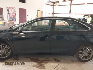 2015 Toyota Camry XLE with VIN 4T1BF1FK1FU094425, listed as a IAAI auction lot 41961648 with 191,458 mi miles. Bid and sale history available at carsss.com. Image 14.