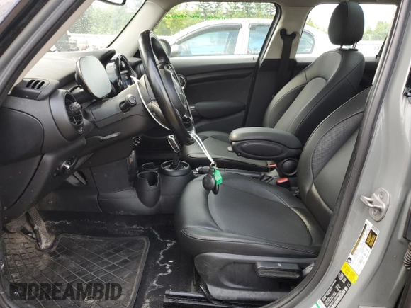 2021 MINI Hardtop 4 Door Oxford Edition with VIN WMWXU7C02M2N92256, listed as a Copart auction lot 62547725 with 175,453 mi miles and Clean title. Bid and sale history available at DreamBid. Image 7.