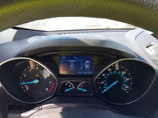 2014 Ford Escape SE with VIN 1FMCU9G95EUE49423, listed as a IAAI auction lot 41792045 with 56,733 mi miles and . Bid and sale history available at carsss.com. Image 7.
