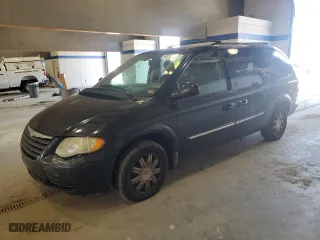 2006 Chrysler Town & Country LWB Touring with VIN 2A8GP54LX6R906627, listed as a Copart auction lot 68125814 with 237,553 mi miles and Salvage Title. Bid and sale history available at carsss.com. Image 1.