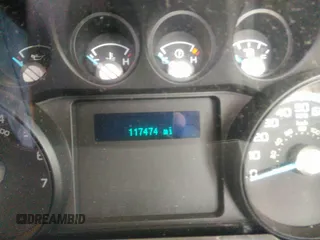2011 Ford F-250 XL с VIN 1FDBF2A66BEC75492, выставлен на аукционе IAAI как лот 42616786 с пробегом 117 474 миль миль и . История ставок и продаж доступна на DreamBid. Изображение 7.