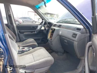 1998 Honda CR-V LX with VIN JHLRD1845WC078826, listed as a IAAI auction lot 41893203 with 198,236 mi miles and . Bid and sale history available at carsss.com. Image 5.