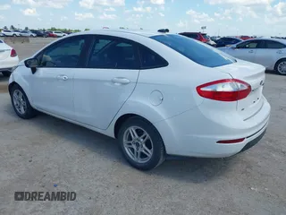 2017 Ford Fiesta SE z VIN 3FADP4BJXHM147290, wystawiony jako IAAI lot #42071340 z przebiegiem 122 142 mil mil oraz . Historia ofert i sprzedaży dostępna na DreamBid. Obrazek 3.
