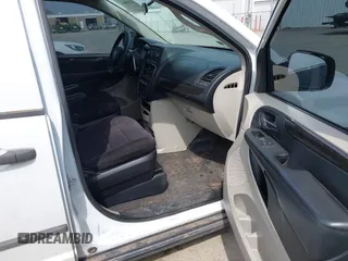 2014 Ram Cargo Van Tradesman z VIN 2C4JRGAG0ER149746, wystawiony jako IAAI lot #41930863 z przebiegiem 255 877 mil mil oraz . Historia ofert i sprzedaży dostępna na DreamBid. Obrazek 5.
