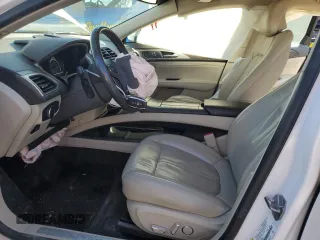2018 Lincoln MKZ Hybrid Reserve с VIN 3LN6L5MU7JR625343, выставлен на аукционе Copart как лот 42809675 с пробегом 81 754 миль миль и Списание • Salvage title. История ставок и продаж доступна на DreamBid. Изображение 7.