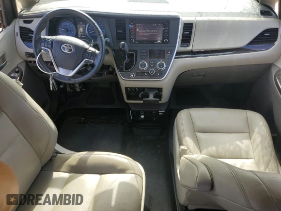2020 Toyota Sienna XLE Auto Access Seat z VIN 5TDYZ3DC6LS033245, wystawiony jako Copart lot #56308365 z przebiegiem 82 254 mil mil oraz Szkoda całkowita • Salvage title. Historia ofert i sprzedaży dostępna na DreamBid. Obrazek 8.