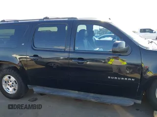 2012 Chevrolet Suburban LT with VIN 1GNSCJE00CR226285, listed as a IAAI auction lot 42059936 with 318,948 mi miles. Bid and sale history available at carsss.com. Image 13.