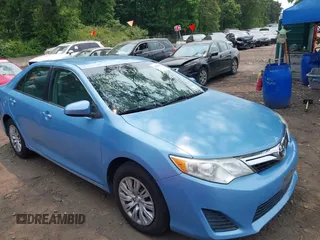 2012 Toyota Camry L z VIN 4T1BF1FK5CU597760, wystawiony jako IAAI lot #42424902 z przebiegiem 37 882 mil mil oraz . Historia ofert i sprzedaży dostępna na DreamBid. Obrazek 13.