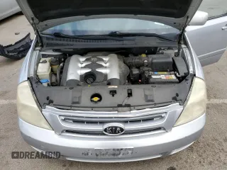 2007 Kia Sedona with VIN KNDMB133076135686, listed as a Copart auction lot 61406634 with 121,909 mi miles and Non Repairable. Bid and sale history available at carsss.com. Image 12.