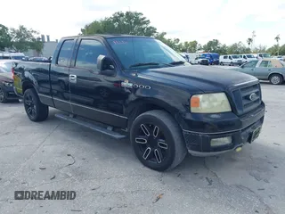 2004 Ford F-150 STX with VIN 1FTRX12W64NB79955, listed as a IAAI auction lot 41939508 with 198,742 mi miles. Bid and sale history available at carsss.com. Image 1.