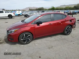 2024 Nissan Versa SR z VIN 3N1CN8FV1RL878006, wystawiony jako Copart lot #52336705 z przebiegiem 4 581 mil mil oraz Szkoda całkowita • Salvage title. Historia ofert i sprzedaży dostępna na DreamBid. Obrazek 1.