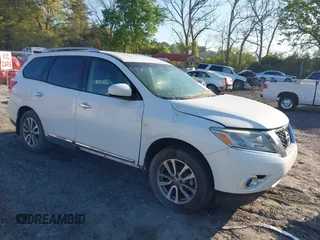 2013 Nissan Pathfinder SL z VIN 5N1AR2MN1DC644859, wystawiony jako IAAI lot #42057673 z przebiegiem 211 761 mil mil oraz . Historia ofert i sprzedaży dostępna na DreamBid. Obrazek 1.