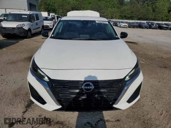 2025 Nissan Altima SV with VIN 1N4BL4DV3SN372053, listed as a Copart auction lot 53727645 with 2,244 mi miles and Clean Title. Bid and sale history available at DreamBid. Image 5.