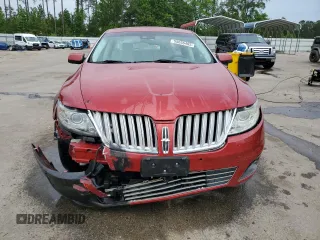 2009 Lincoln MKS z VIN 1LNHM93R29G633850, wystawiony jako Copart lot #55656405 z przebiegiem 183 213 mil mil oraz Szkoda całkowita • Salvage title. Historia ofert i sprzedaży dostępna na DreamBid. Obrazek 5.