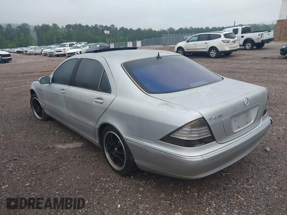 2002 Mercedes-Benz S 430 with VIN WDBNG70J32A225172, listed as a IAAI auction lot 42247387 with 224,780 mi miles and . Bid and sale history available at DreamBid. Image 3.