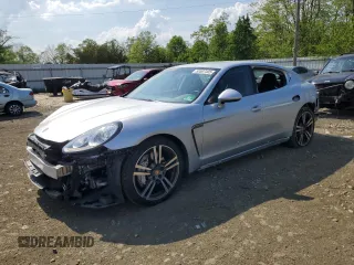 2015 Porsche Panamera 4 z VIN WP0AA2A76FL003534, wystawiony jako Copart lot #55507405 z przebiegiem 56 658 mil mil oraz Szkoda całkowita • Salvage title. Historia ofert i sprzedaży dostępna na DreamBid. Obrazek 1.