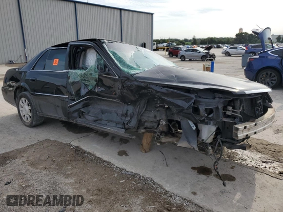 2010 Cadillac DTS 1SA z VIN 1G6KA5EY1AU116600, wystawiony jako Copart lot #71453974 z przebiegiem 111 626 mil mil oraz Szkoda całkowita • Salvage title. Historia ofert i sprzedaży dostępna na DreamBid. Obrazek 4.