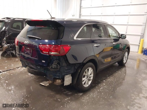 2020 Kia Sorento LX with VIN 5XYPGDA31LG677602, listed as a IAAI auction lot 41758000 with 87,679 mi miles. Bid and sale history available at carsss.com. Image 4.