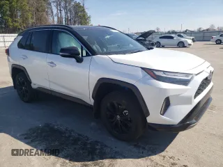 2024 Toyota RAV4 Hybrid XSE with VIN 4T3E6RFV6RU175440, listed as a Copart auction lot 46727855 with 9,112 mi miles and Salvage Title. Bid and sale history available at DreamBid. Image 4.