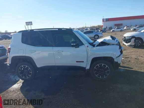 2023 Jeep Renegade Trailhawk with VIN ZACNJDC17PPP43822, listed as a IAAI auction lot 41081187 with 9,256 mi miles and . Bid and sale history available at DreamBid. Image 13.