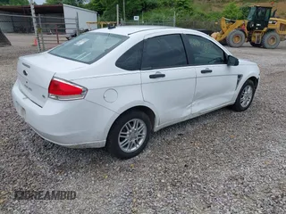 2008 Ford Focus SE с VIN 1FAHP35NX8W158591, выставлен на аукционе IAAI как лот 42237633 с пробегом 167 673 миль миль и . История ставок и продаж доступна на DreamBid. Изображение 4.