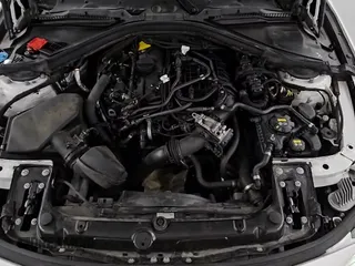 2018 BMW 4 Series 430i z VIN WBA4J1C5XJBG77431, wystawiony jako Copart lot #71372025 z przebiegiem 100 911 mil mil oraz Czysty tytuł • Clean title. Historia ofert i sprzedaży dostępna na DreamBid. Obrazek 14.