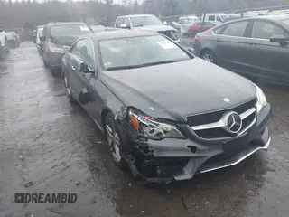 2016 Mercedes-Benz E-Class E 400 with VIN WDDKJ6HB7GF346591, listed as a IAAI auction lot 41040950 with 98,169 mi miles. Bid and sale history available at carsss.com. Image 1.
