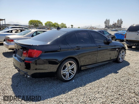 2013 BMW 5 Series 550i xDrive z VIN WBAFU9C54DDY72476, wystawiony jako Copart lot #56338925 z przebiegiem 76 018 mil mil oraz Szkoda całkowita • Salvage title. Historia ofert i sprzedaży dostępna na DreamBid. Obrazek 3.