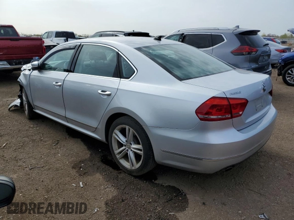 2015 Volkswagen Passat SEL Premium z VIN 1VWCS7A3XFC043208, wystawiony jako Copart lot #54766115 z przebiegiem 192 773 mil mil oraz Szkoda całkowita • Salvage title. Historia ofert i sprzedaży dostępna na DreamBid. Obrazek 2.