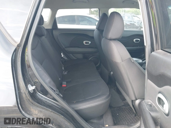 2015 Kia Soul z VIN KNDJN2A29F7164073, wystawiony jako IAAI lot #42484727 z przebiegiem 143 827 mil mil oraz . Historia ofert i sprzedaży dostępna na DreamBid. Obrazek 8.