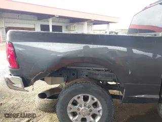 2018 Ram 2500 Tradesman with VIN 3C6UR5CL2JG297691, listed as a IAAI auction lot 41753845 with 86,028 mi miles. Bid and sale history available at carsss.com. Image 6.