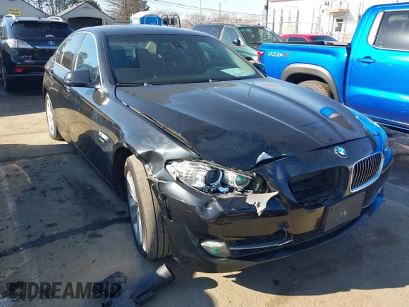 2012 BMW 5 Series 528i xDrive with VIN WBAXH5C51CDW05179, listed as a IAAI auction lot 41479229 with 160,871 mi miles. Bid and sale history available at carsss.com. Image 6.