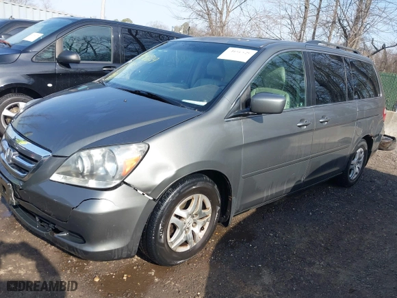 2007 Honda Odyssey EX-L with VIN 5FNRL38717B070328, listed as a IAAI auction lot 41696829 with 171,229 mi miles. Bid and sale history available at carsss.com. Image 17.