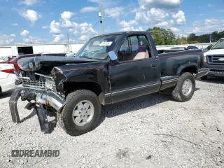 1988 Chevrolet Silverado 1500 with VIN 1GCDK14K0JZ246699, listed as a Copart auction lot 73597884 with 288,208 mi miles and Salvage Title. Bid and sale history available at DreamBid. Image 1.