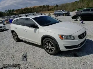 2016 Volvo V60 Cross Country T5 with VIN YV4612HK2G1004819, listed as a Copart auction lot 49656705 with 90,735 mi miles and Salvage Title. Bid and sale history available at carsss.com. Image 11.