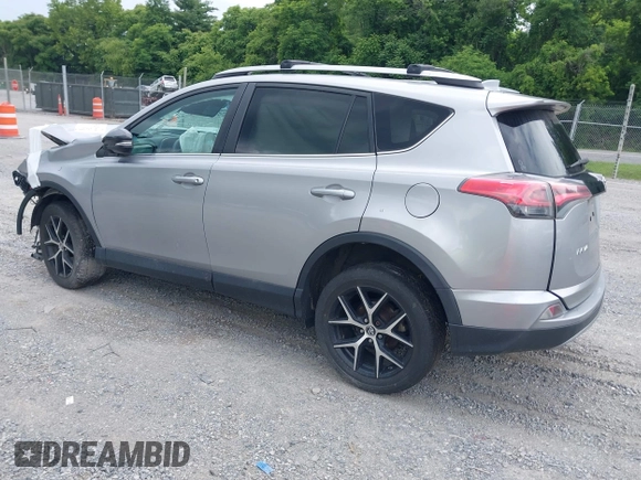 2017 Toyota RAV4 SE z VIN 2T3JFREV7HW568488, wystawiony jako IAAI lot #42492906 z przebiegiem 182 463 mil mil oraz . Historia ofert i sprzedaży dostępna na DreamBid. Obrazek 3.