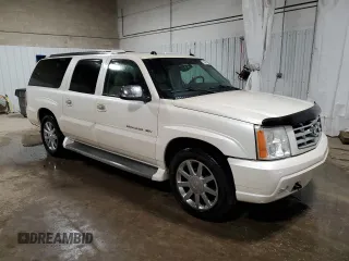 2005 Cadillac Escalade ESV z VIN 3GYFK66N95G172728, wystawiony jako Copart lot #50404715 z przebiegiem 139 546 mil mil oraz Szkody całkowita. Historia ofert i sprzedaży dostępna na DreamBid. Obrazek 4.