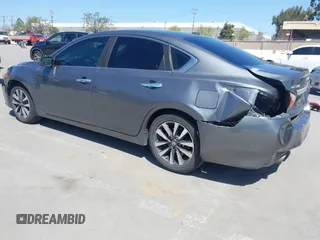 2017 Nissan Altima S z VIN 1N4AL3AP4HC271765, wystawiony jako IAAI lot #41968905 z przebiegiem 106 621 mil mil oraz . Historia ofert i sprzedaży dostępna na DreamBid. Obrazek 3.