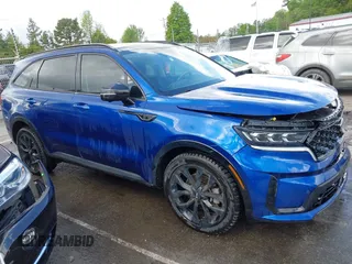 2021 Kia Sorento SX z VIN 5XYRK4LF3MG045443, wystawiony jako IAAI lot #42013554 z przebiegiem 119 048 mil mil oraz . Historia ofert i sprzedaży dostępna na DreamBid. Obrazek 13.