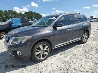 2013 Nissan Pathfinder SV with VIN 5N1AR2MN1DC640231, listed as a Copart auction lot 63323605 with 121,946 mi miles and Clean title. Bid and sale history available at DreamBid. Image 1.