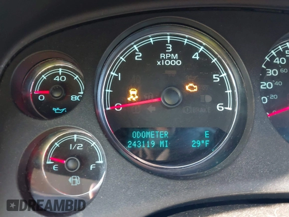 2013 GMC Yukon Denali with VIN 1GKS2EEF7DR310276, listed as a IAAI auction lot 41432983 with 243,119 mi miles. Bid and sale history available at carsss.com. Image 15.
