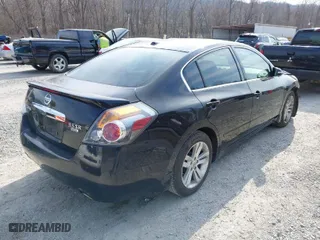 2012 Nissan Altima 3.5 SR with VIN 1N4BL2AP8CC100170, listed as a IAAI auction lot 41797813 with 125,554 mi miles. Bid and sale history available at carsss.com. Image 4.